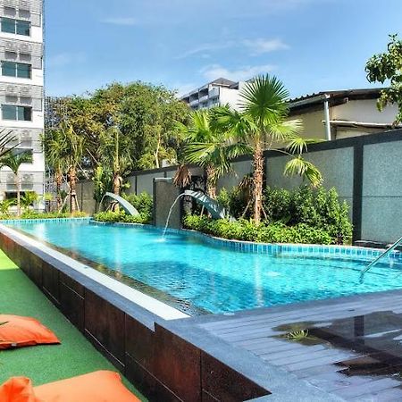 Water Park Unit Apartment Pattaya Bagian luar foto
